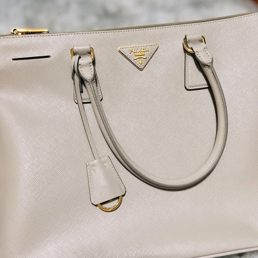Large Prada Galleria Saffiano leather bag